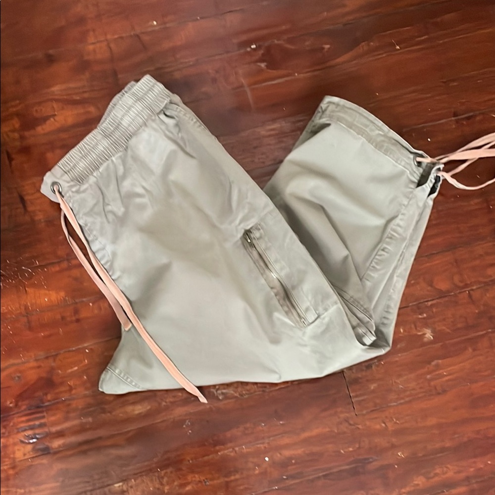 Cato Green Ankle Cropped Pants Relaxed Fit